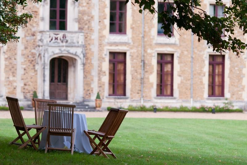 Chateau De Cheronne Bed and Breakfast Tuffé Exteriör bild