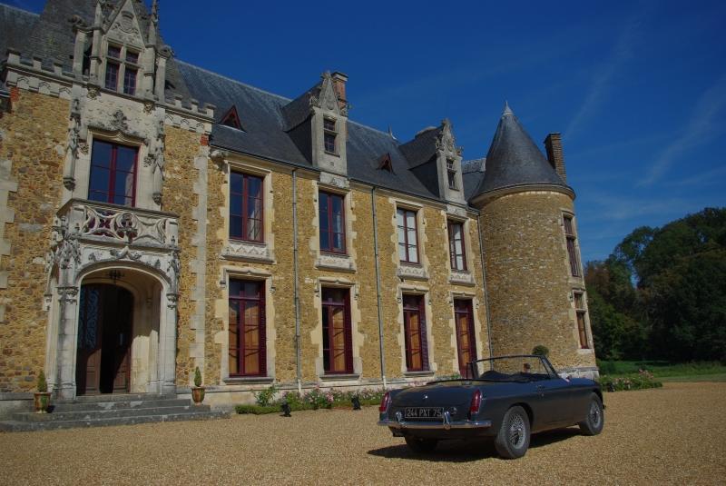 Chateau De Cheronne Bed and Breakfast Tuffé Exteriör bild