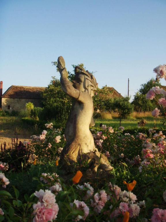 Chateau De Cheronne Bed and Breakfast Tuffé Exteriör bild