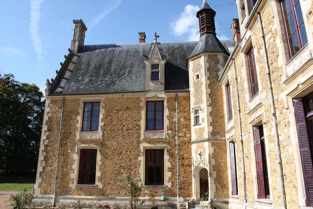 Chateau De Cheronne Bed and Breakfast Tuffé Exteriör bild