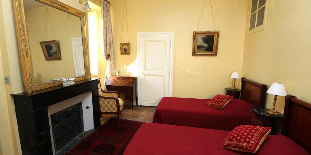 Chateau De Cheronne Bed and Breakfast Tuffé Rum bild